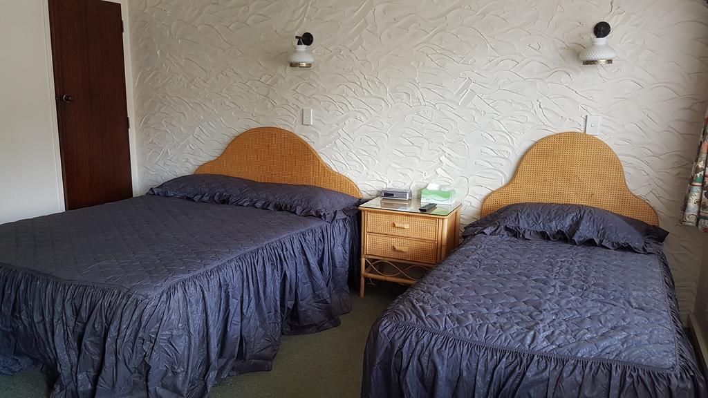 تايهيب Coachman Motel المظهر الخارجي الصورة