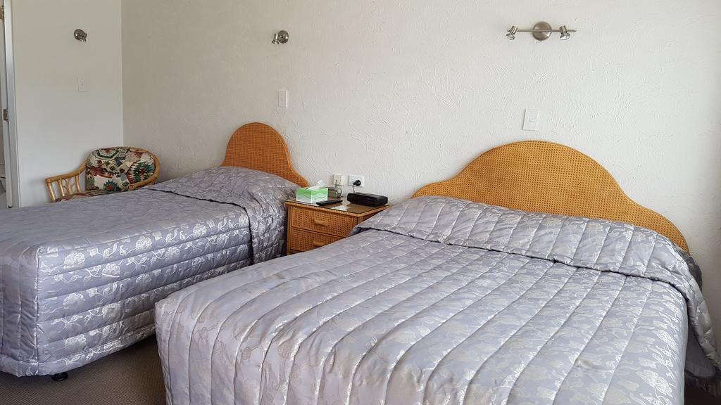 تايهيب Coachman Motel المظهر الخارجي الصورة